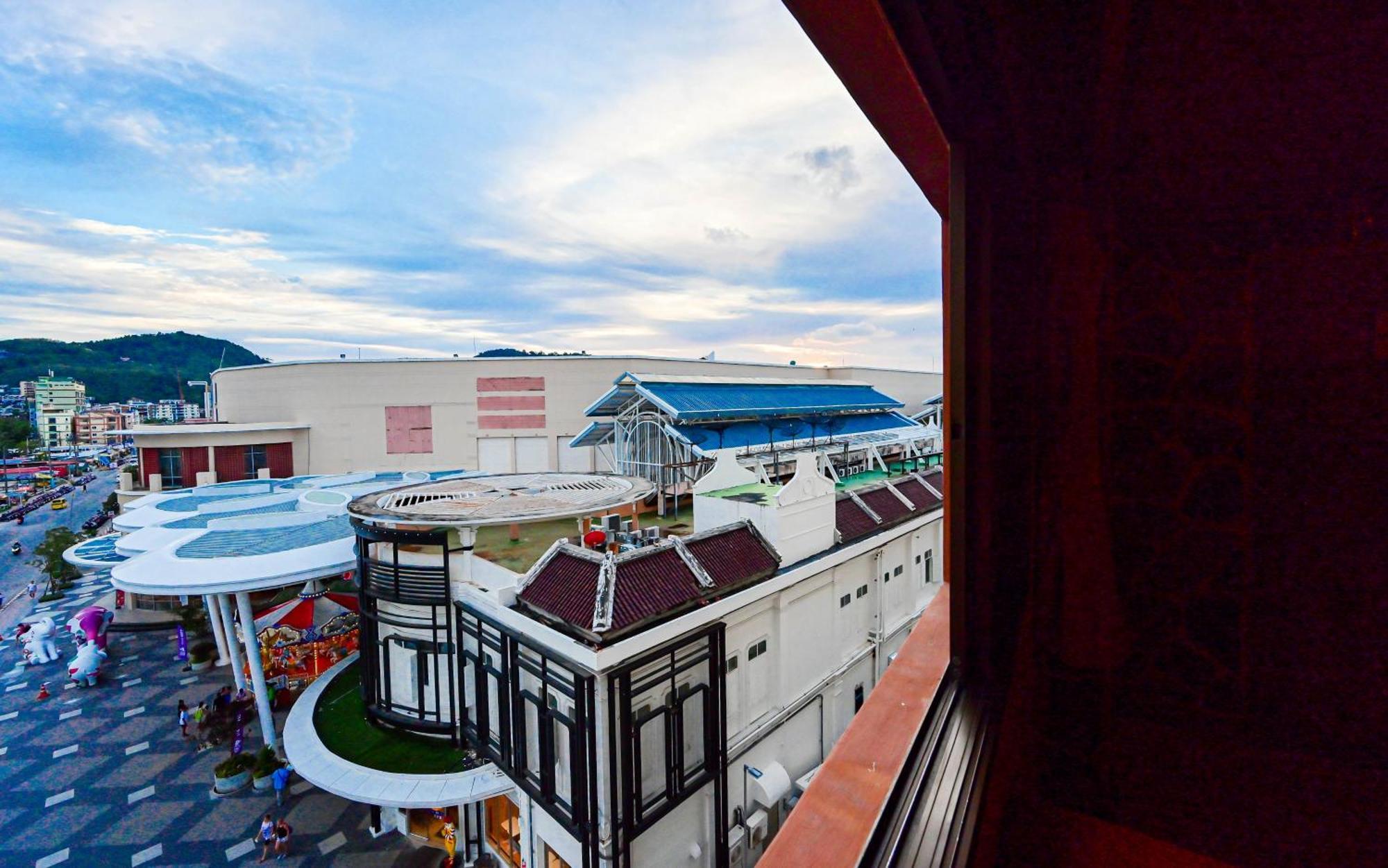 Complex Hotel Patong Exterior foto